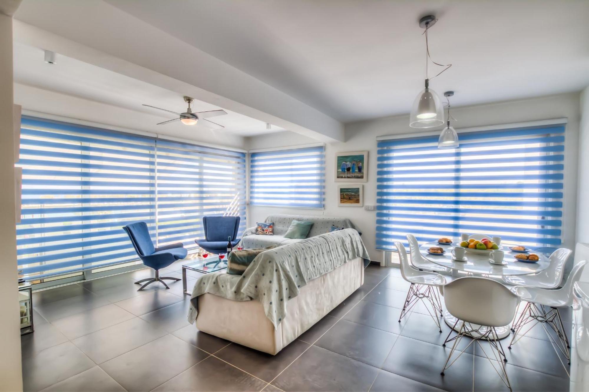 Beachfront Trident Протарас Экстерьер фото