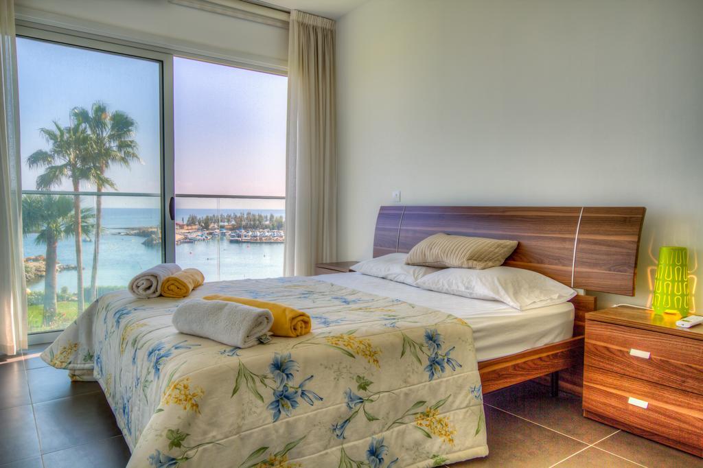Beachfront Trident Протарас Номер фото